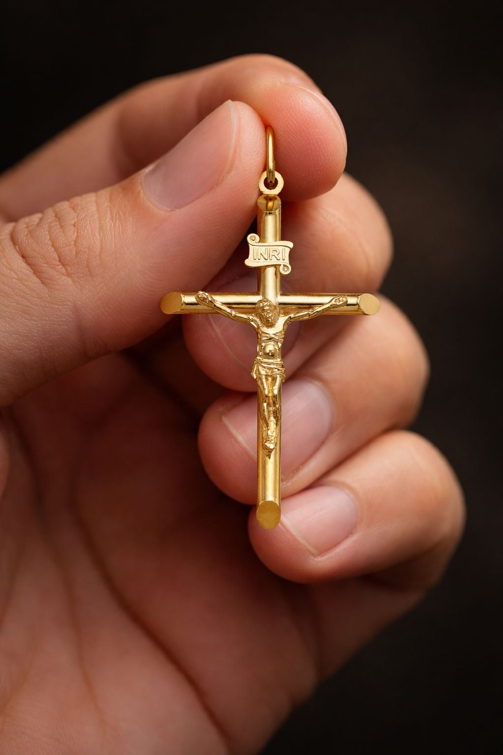 The Crucifix 18K