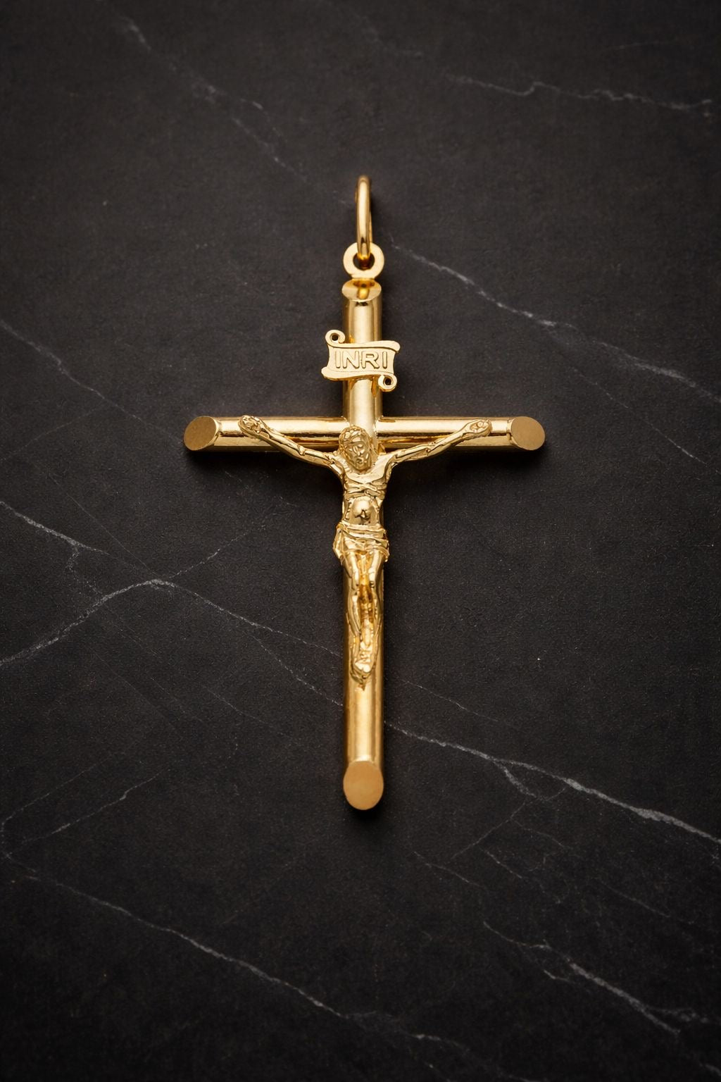 The Crucifix 18K